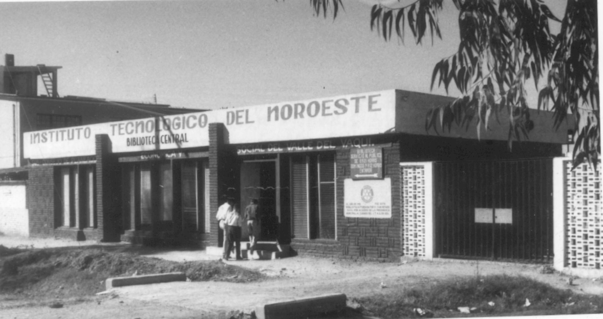 El 31 de agosto de 1958 se inauguró el nuevo edificio de la Biblioteca Central del Instituto Tecnológico del Noroeste. Significó un gran avance en el mejoramiento de la institución.